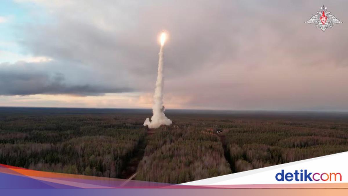 Rusia telah memperingatkan Amerika terhadap uji coba nuklir dan mengancam akan melakukannya!