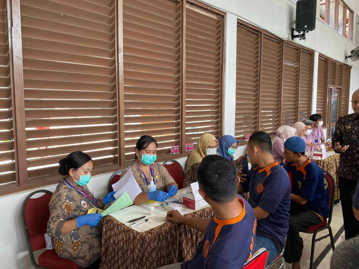 Rutan Surakarta selenggarakan mobile VCT 160 WBP dalam rangka memperingati Hari AIDS Sedunia 2025 -