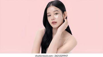 Makeup trends 2026: flawless and natural glow - Lantra of the moment