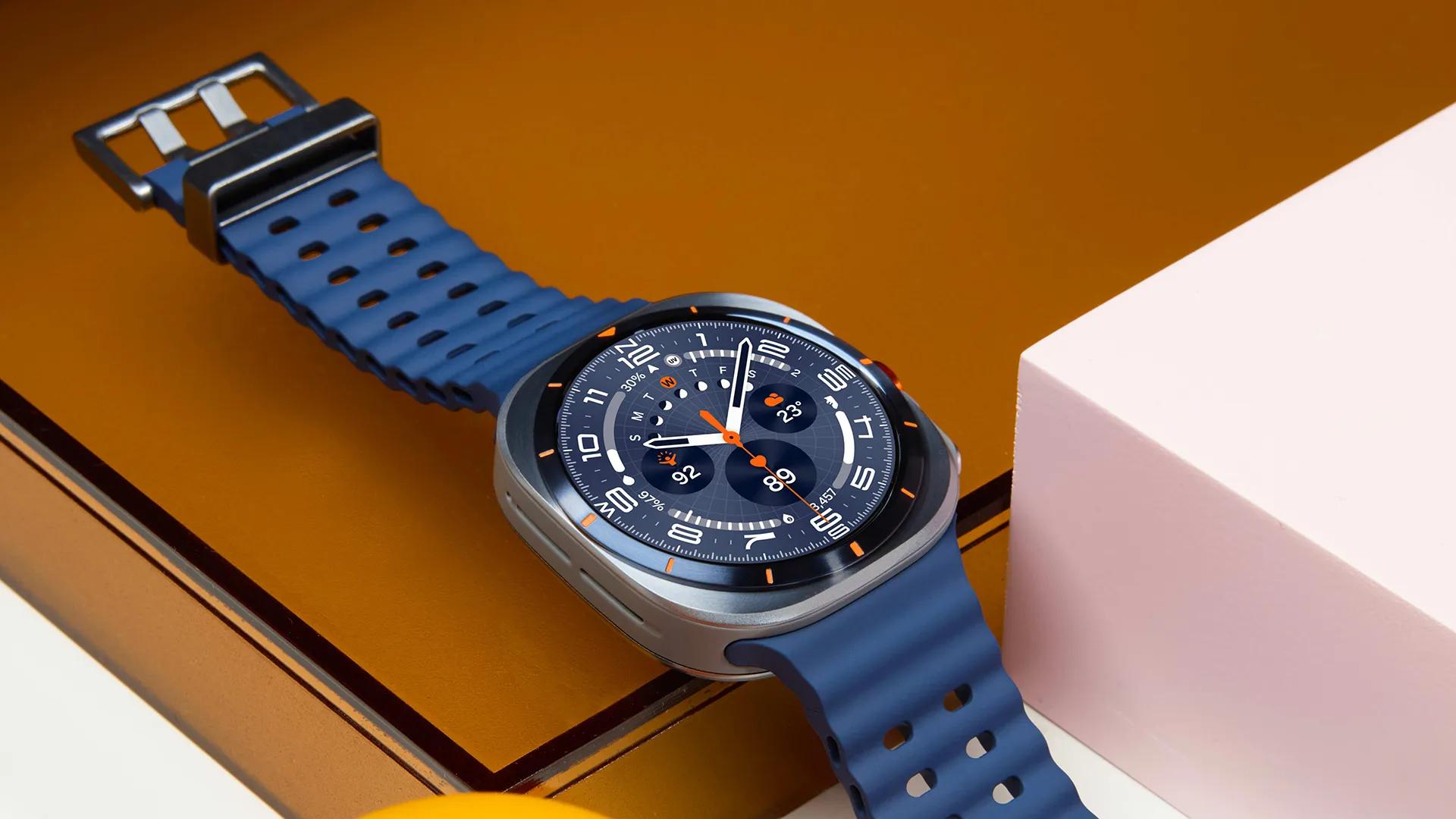 Akhirnya, Galaxy Watch Ultra Titanium Blue memakai memori 64 GB